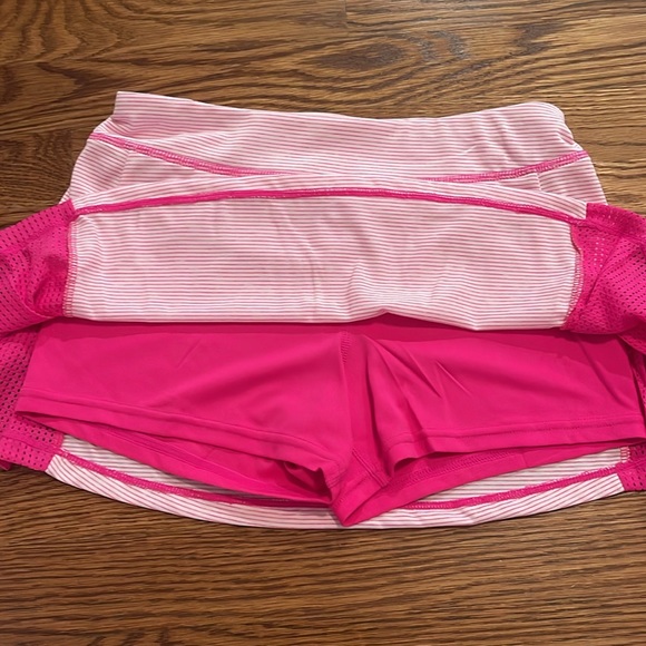 C9 By Champion Girls Tennis Skort 2.25” - size L (10-12) - color: pink - Picture 3 of 4